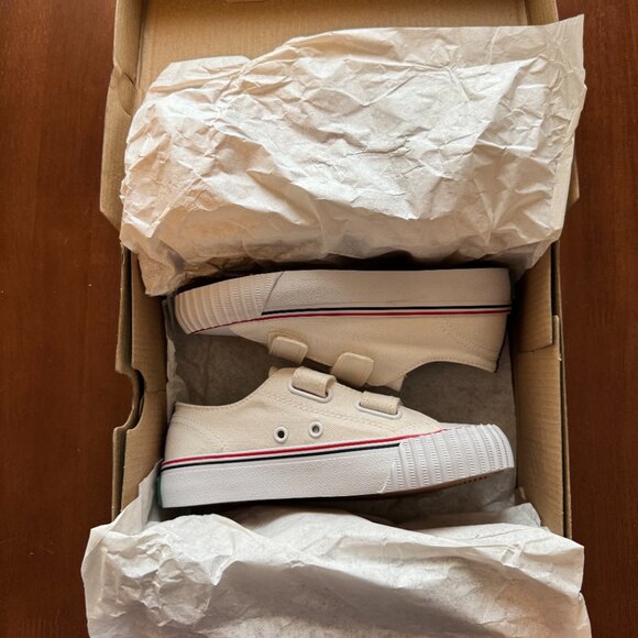 NWT PF Flyers Boy's Center Lo 3V White Canvas 13 Little Kid Hook and Loop Strap - Picture 7 of 8
